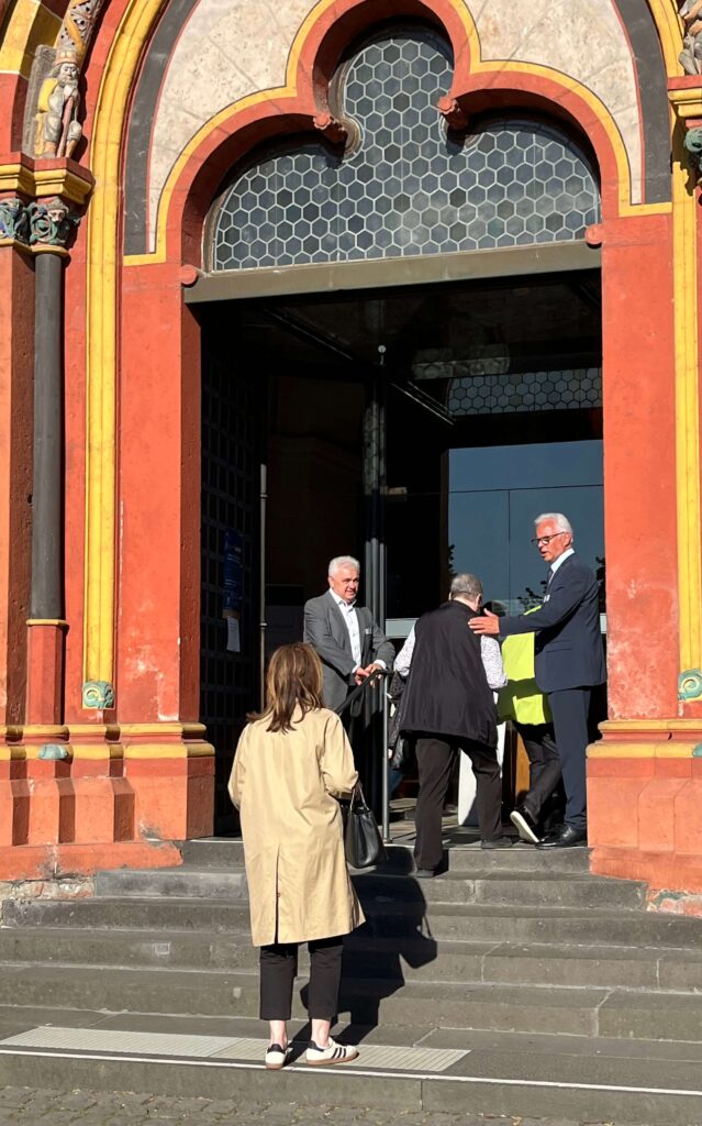 Wieviele folgen der Konzerteinladung?