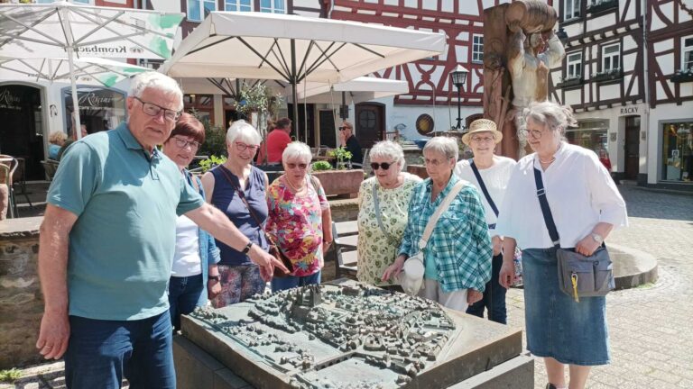 Ein Dankeschön für das verlässliche Engagement für die Stiftung St. Vincenz-Hospital